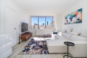LUXURY DESIGNER GREENWICH VILLAGE 1BR HEAVEN!! BEAUTIFUL PANORAMIC CITY VIEWS!